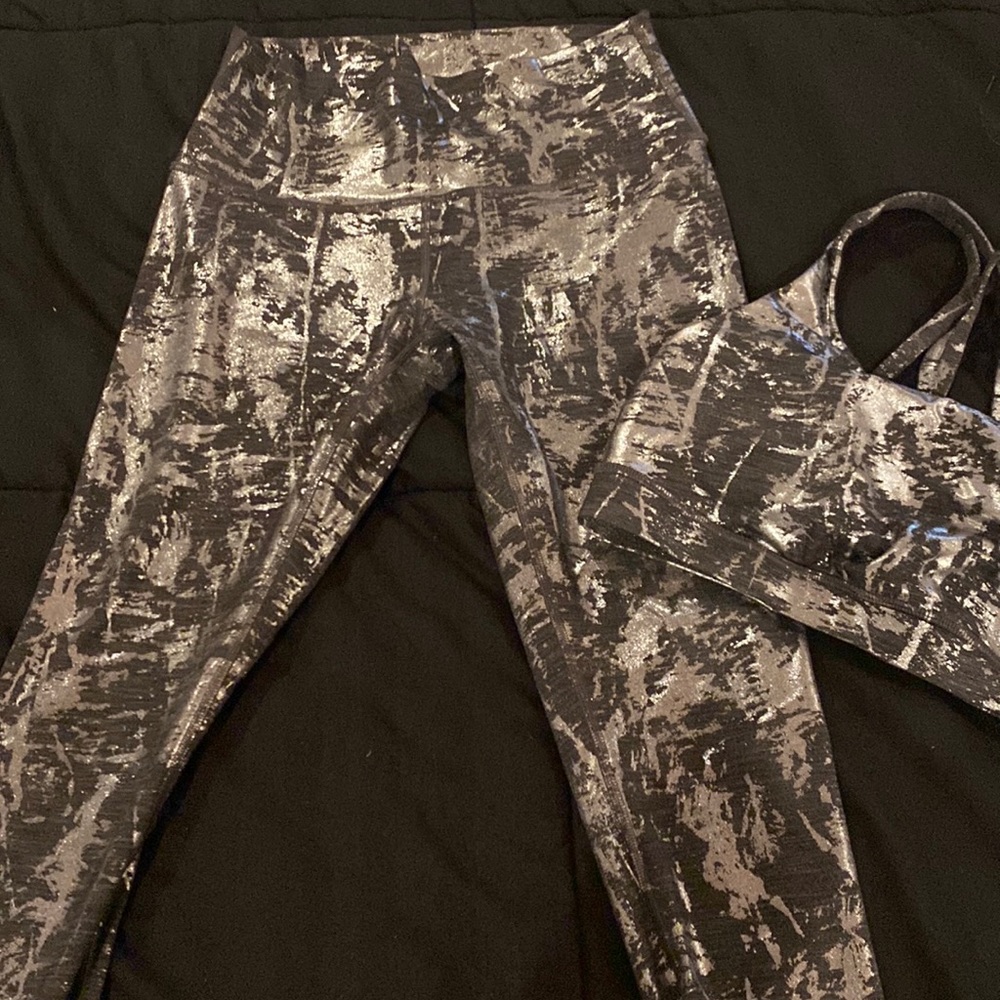 LULULEMON ALIGN SET! LEGGINGS AND BRA